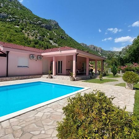 הוילה Buna Hacienda Neretva מראה חיצוני תמונה